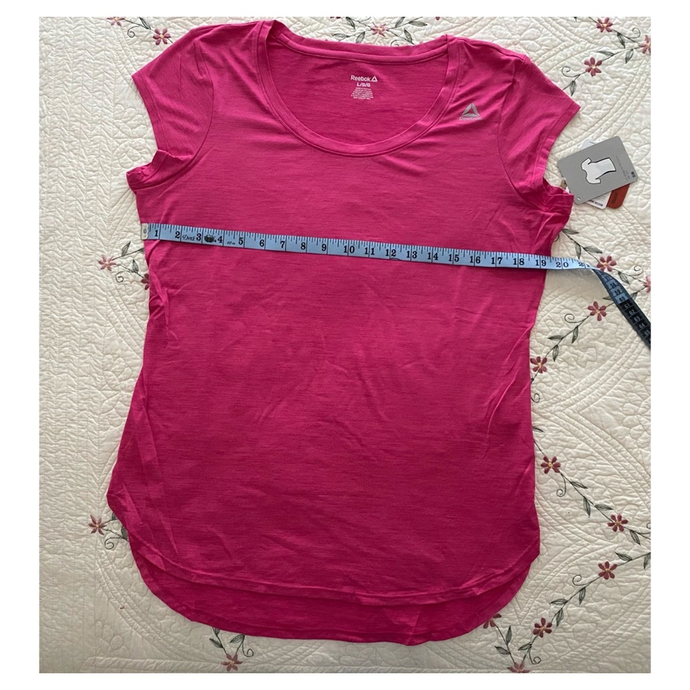 NWT Reebok Top - Picture 9 of 10